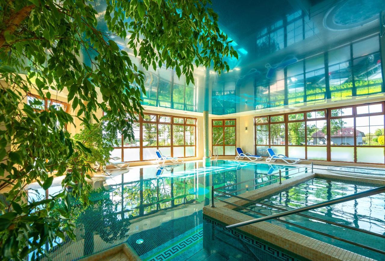 Dworek Morski Spa & Wellness Mielno  Ngoại thất bức ảnh
