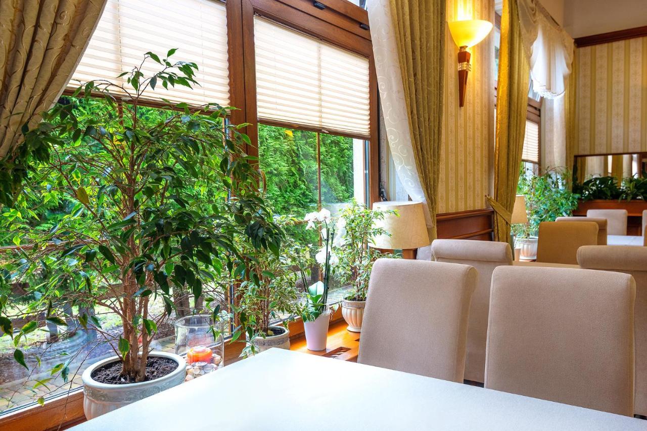 Dworek Morski Spa & Wellness Mielno  Ngoại thất bức ảnh